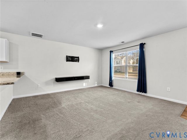 3605 Roselawn Ter, Hopewell, VA 23860