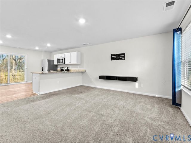 3605 Roselawn Ter, Hopewell, VA 23860