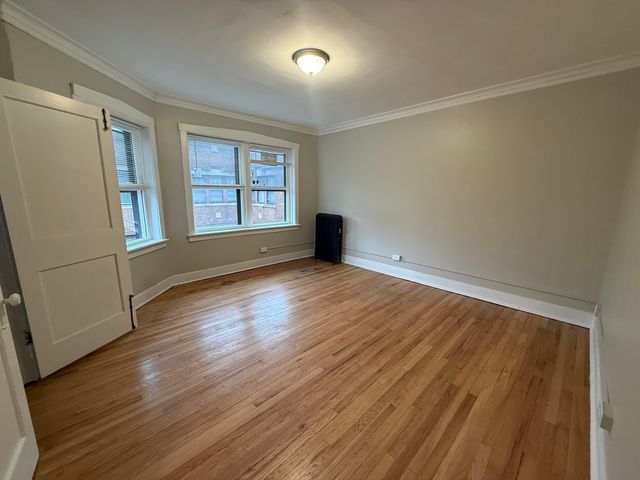 106 Lincoln Avenue 3W, Riverside, IL 60546