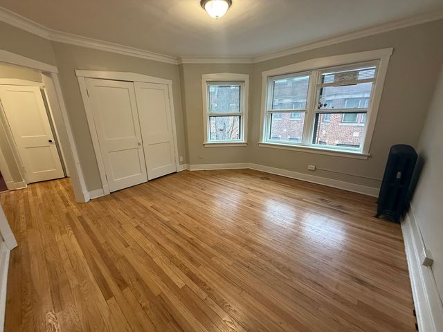 106 Lincoln Avenue 3W, Riverside, IL 60546