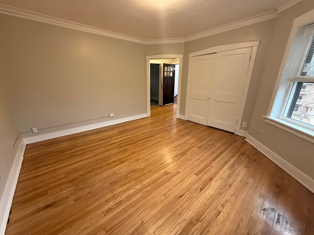 106 Lincoln Avenue 3W, Riverside, IL 60546