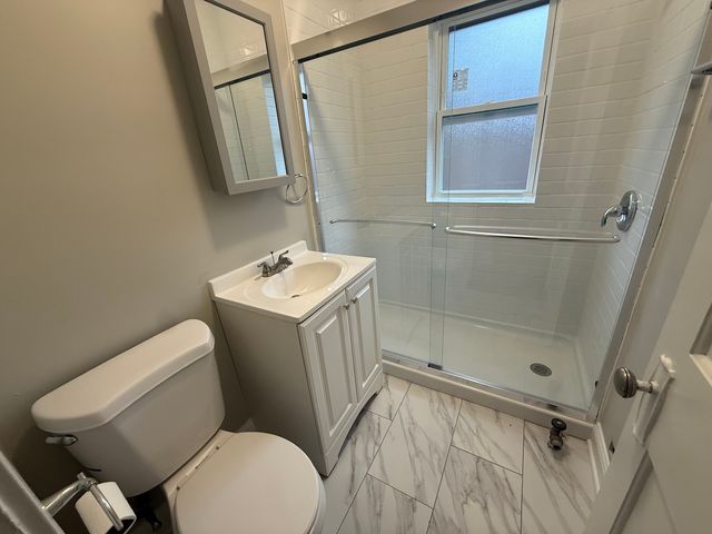 106 Lincoln Avenue 3W, Riverside, IL 60546