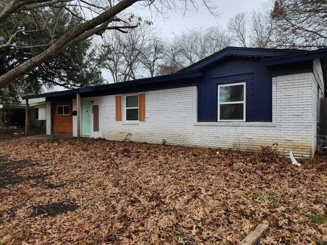 1811 Kent Drive, Arlington, TX 76010