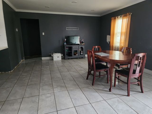 1811 Kent Drive, Arlington, TX 76010