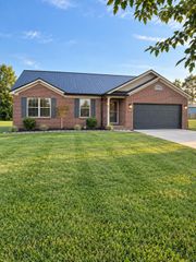 240 Wilshire Way, Richmond, KY 40475