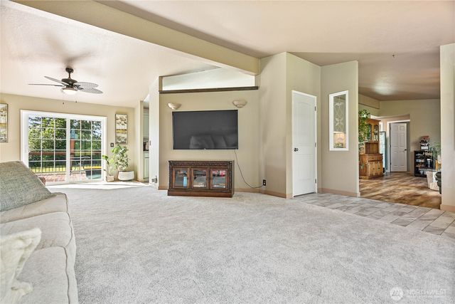 5375 Starry Road, Bellingham, WA 98226