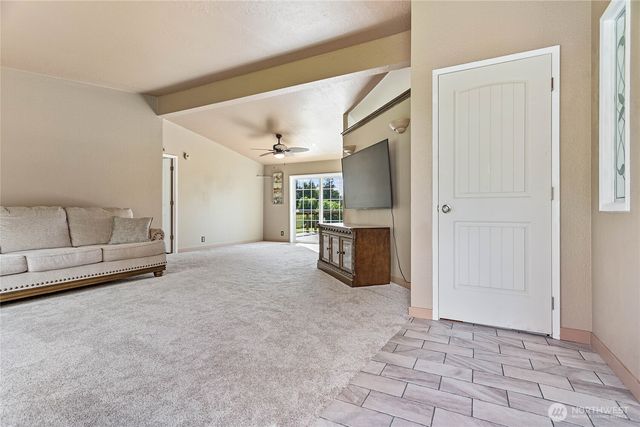 5375 Starry Road, Bellingham, WA 98226