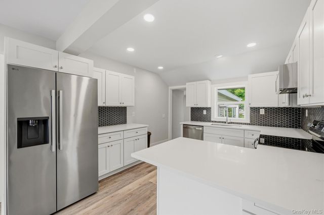 12 Dickerson Place, Florida, NY 10921