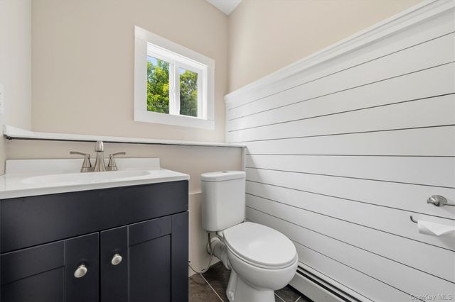 12 Dickerson Place, Florida, NY 10921