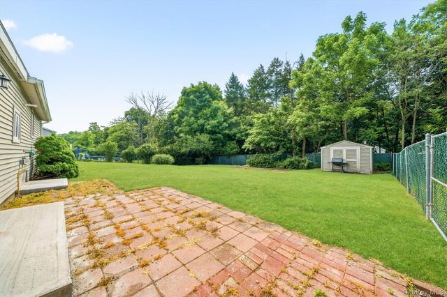 12 Dickerson Place, Florida, NY 10921