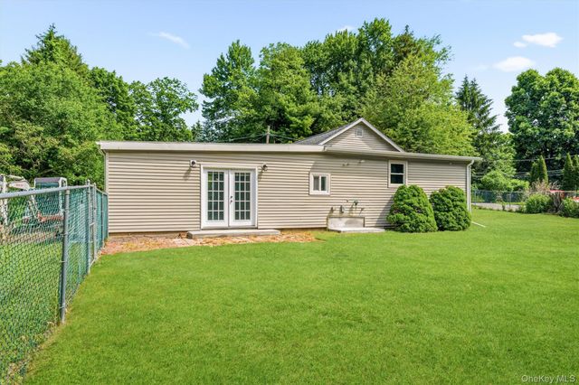 12 Dickerson Place, Florida, NY 10921