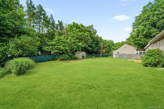 12 Dickerson Place, Florida, NY 10921