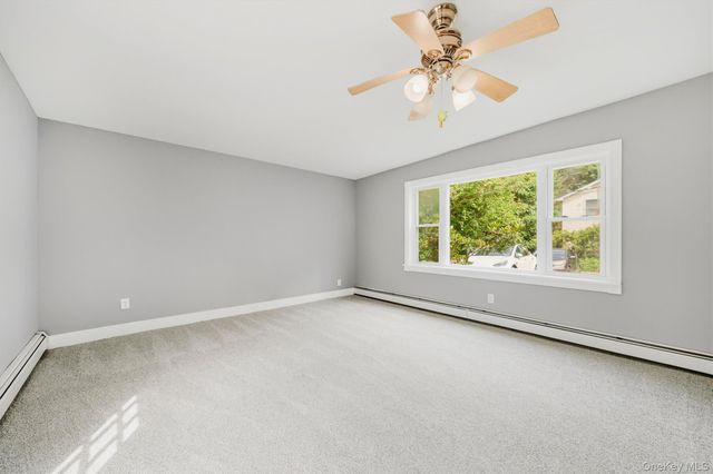 12 Dickerson Place, Florida, NY 10921