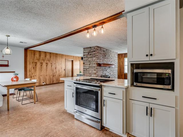 2715 NW 33rd Street, Oklahoma City, OK 73112