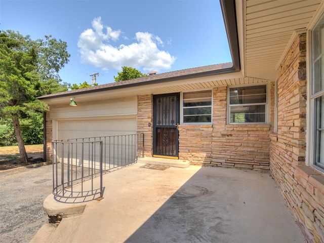 2715 NW 33rd Street, Oklahoma City, OK 73112