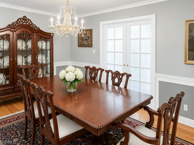 6 Woodbine Cir, New Providence Boro, NJ 07974
