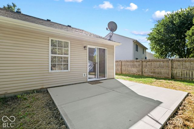 9904 Comb Run Court, Avon, IN 46123