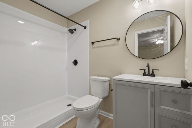 9904 Comb Run Court, Avon, IN 46123