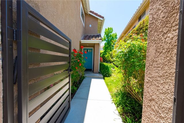 24722 Via Madera, Calabasas, CA 91302