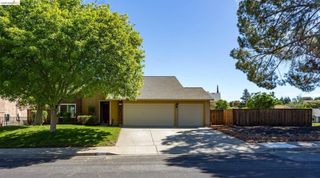 2802 Buttercup Ct, Antioch, CA 94531