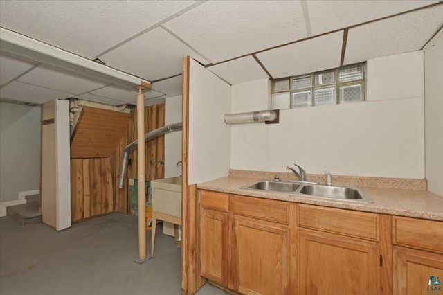 1319 N 7th St, Superior, WI 54880
