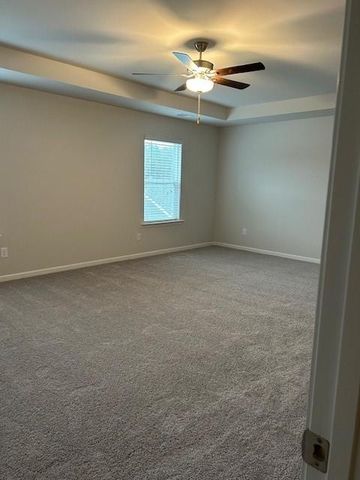 400 WHITETAIL Circle, Canton, GA 30115