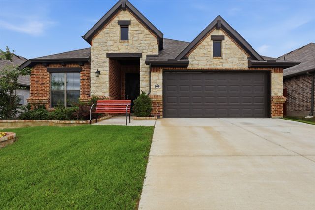 908 Misty Lane, Cleburne, TX 76033
