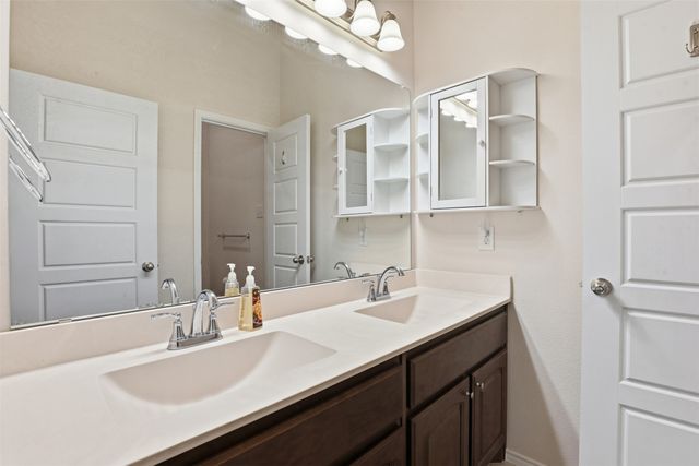 908 Misty Lane, Cleburne, TX 76033