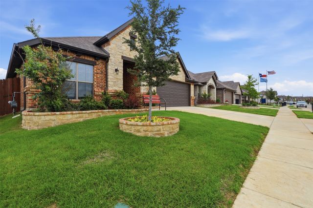 908 Misty Lane, Cleburne, TX 76033