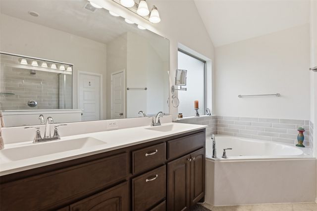 908 Misty Lane, Cleburne, TX 76033