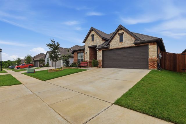 908 Misty Lane, Cleburne, TX 76033