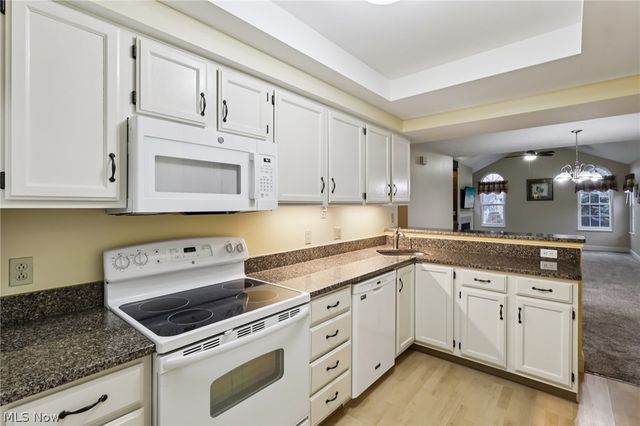 1071 N Jefferson Street B, Medina, OH 44256