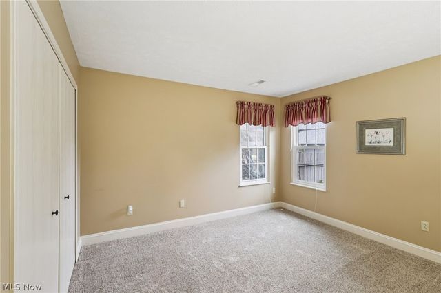 1071 N Jefferson Street B, Medina, OH 44256