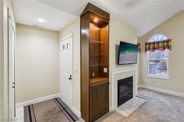 1071 N Jefferson Street B, Medina, OH 44256