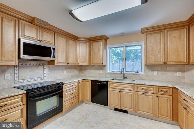 265 MOORE ST, Princeton, NJ 08540