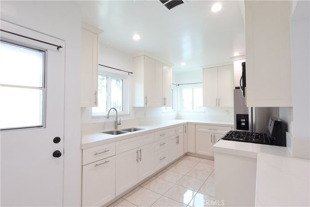 3746 W 111th, Inglewood, CA 90303