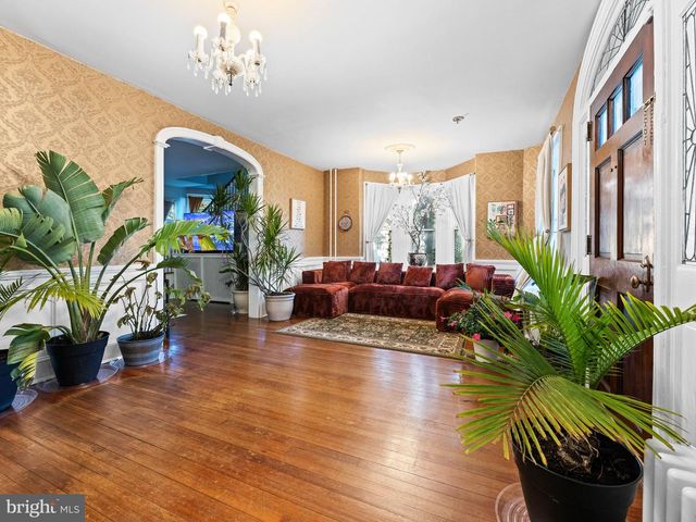 45 N EVERGREEN AVE, Woodbury, NJ 08096