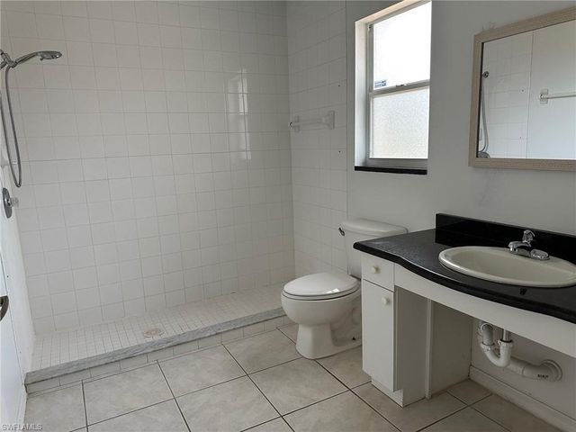 2132 SW 15th ST, Cape Coral, FL 33991