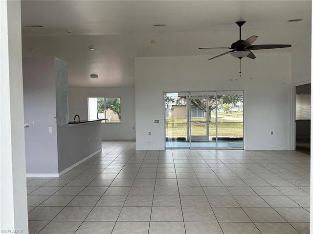2132 SW 15th ST, Cape Coral, FL 33991