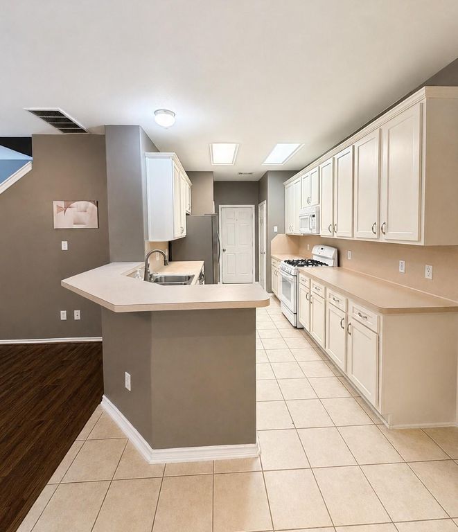 16619 Newglen Lane, Houston, TX 77084