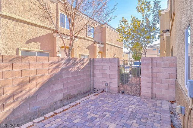 3912 Smokey Fog Avenue 102, North Las Vegas, NV 89081