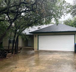 1918 Summerwood Dr, San Antonio, TX 78232