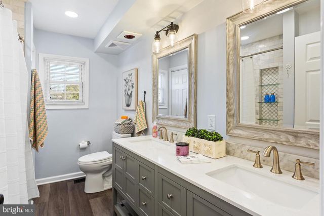 6 E ALBERTSON AVE, Haddon Township, NJ 08108