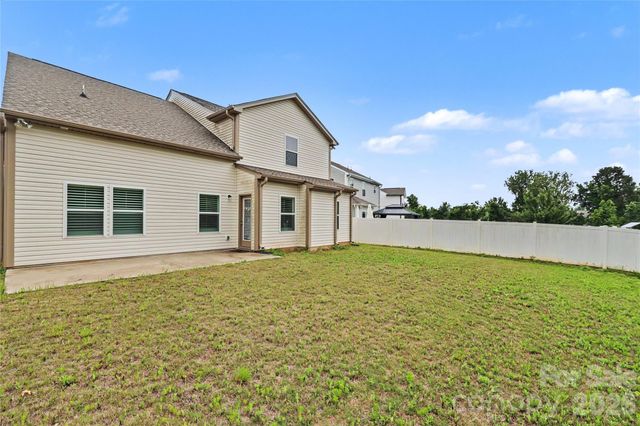 3173 Pinehills Way, Mount Holly, NC 28120