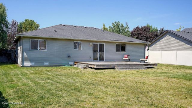 2416 N Mackenzie DR, Post Falls, ID 83854