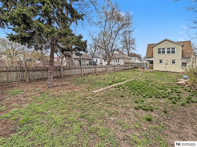 2819 U Street, Lincoln, NE 68503
