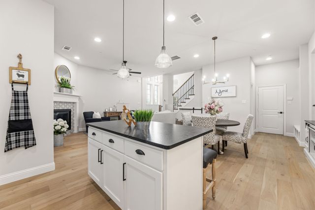 103 Kensington Drive, Lewisville, TX 75067