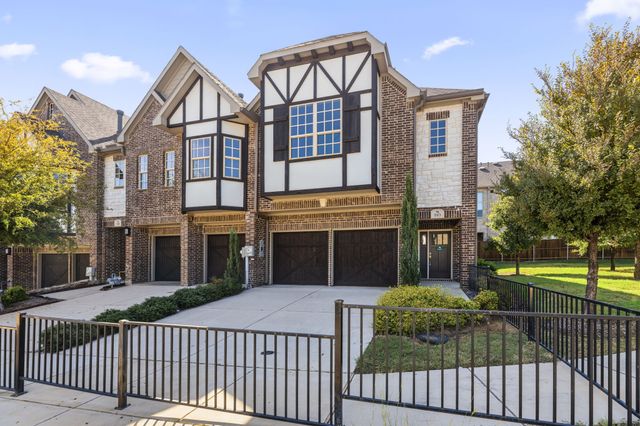 103 Kensington Drive, Lewisville, TX 75067