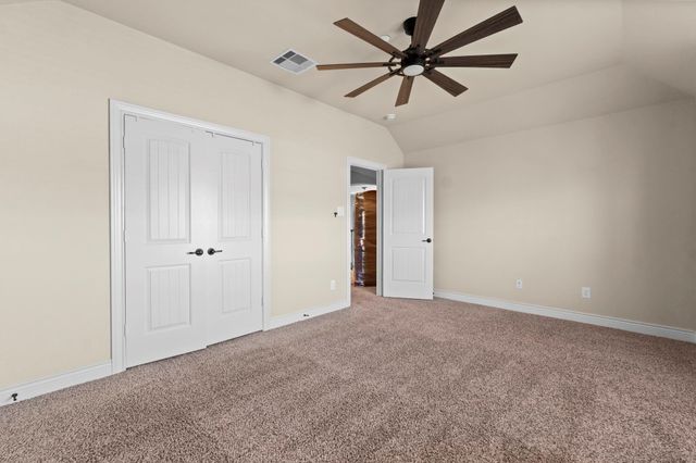 9034 Centennial Drive, Conroe, TX 77384