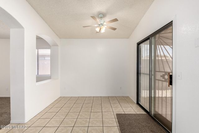 1608 W Mulholland Court, Tucson, AZ 85746